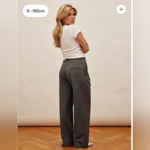 Djerf Avenue Favorite pants in grey xs